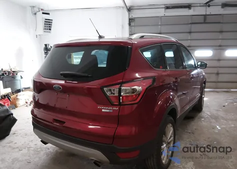 2017 Ford Escape Titanium z USA, uszkodzony, nr VIN 1FMCU9JD4HUC70730